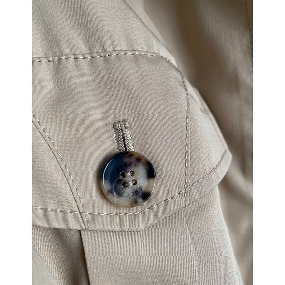 ** AS IS ** Gucci Short Sleeve Jacket, fits like size 2/4 US - Picture 12 of 12